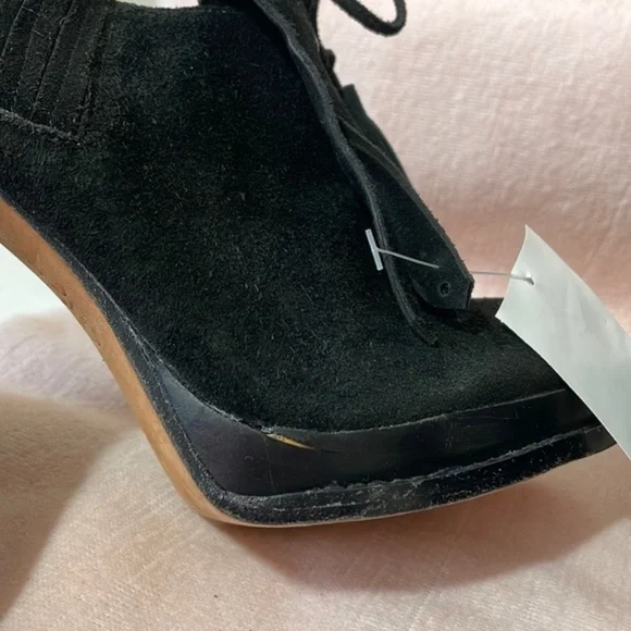 NWT Charles David Black Suede Tassel Fringe Block Heel Pumps Size 7 - Picture 12 of 12